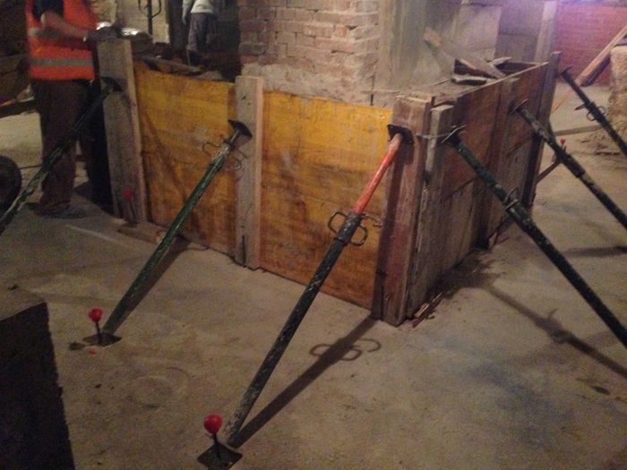 12 Recalce cimentación c Virgen de Iziar en Alcorcón